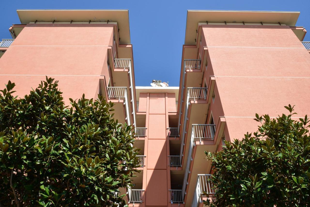 Residence Laura Bordighera Exteriér fotografie