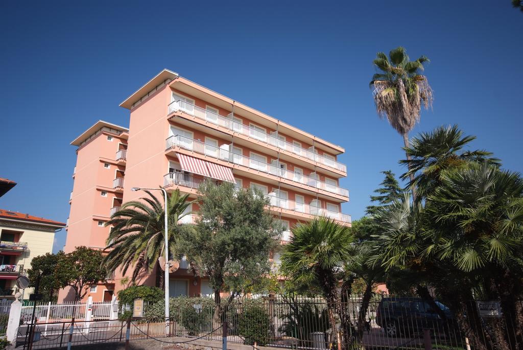 Residence Laura Bordighera Exteriér fotografie